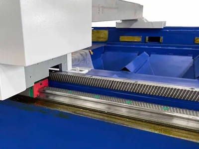 Enclosed Flatbed Fiber Laser Cutting Machine