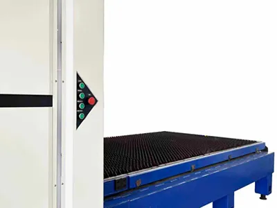 Enclosed Flatbed Fiber Laser Cutting Machine